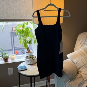 Alo Exercise Dress (New With Tag) (Navy)